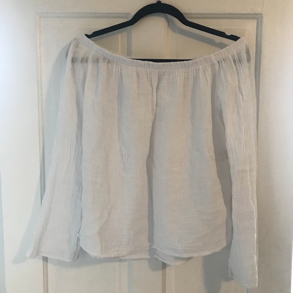 Cloth & stone Tops - Cloth & stone off the shoulder top